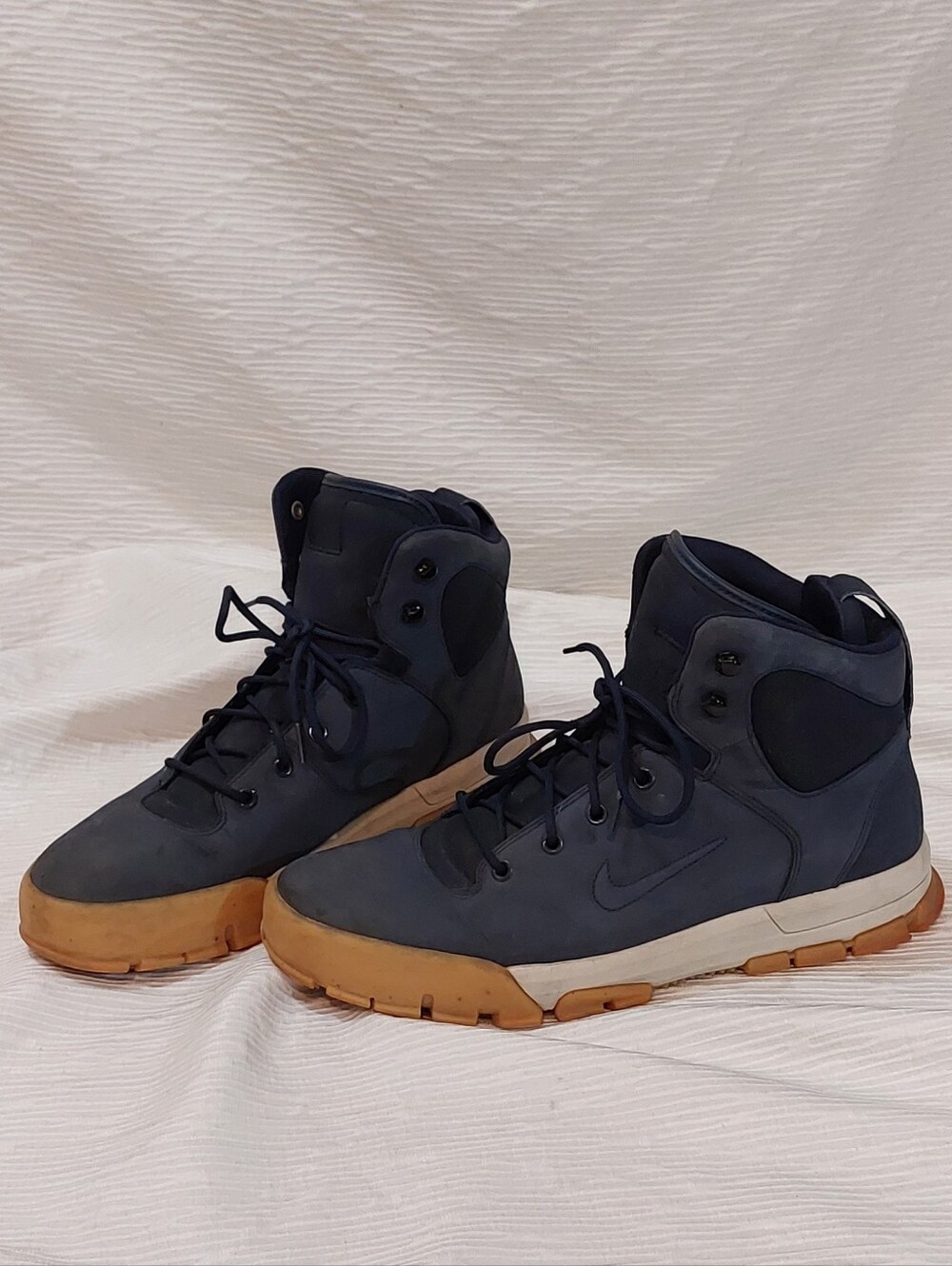 Nike ACG Navy High-Top Boots with Gum Outsole